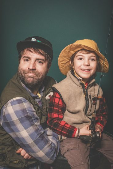 Antoine et Léoloup, lors de l'open mic sur le thème Je suis L'Autre Laurentides, au Chapeau, à Mont-Laurier